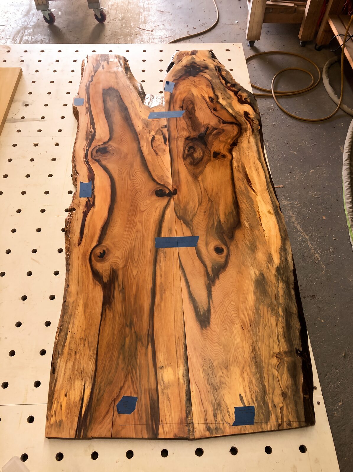 DDB Custom Desks