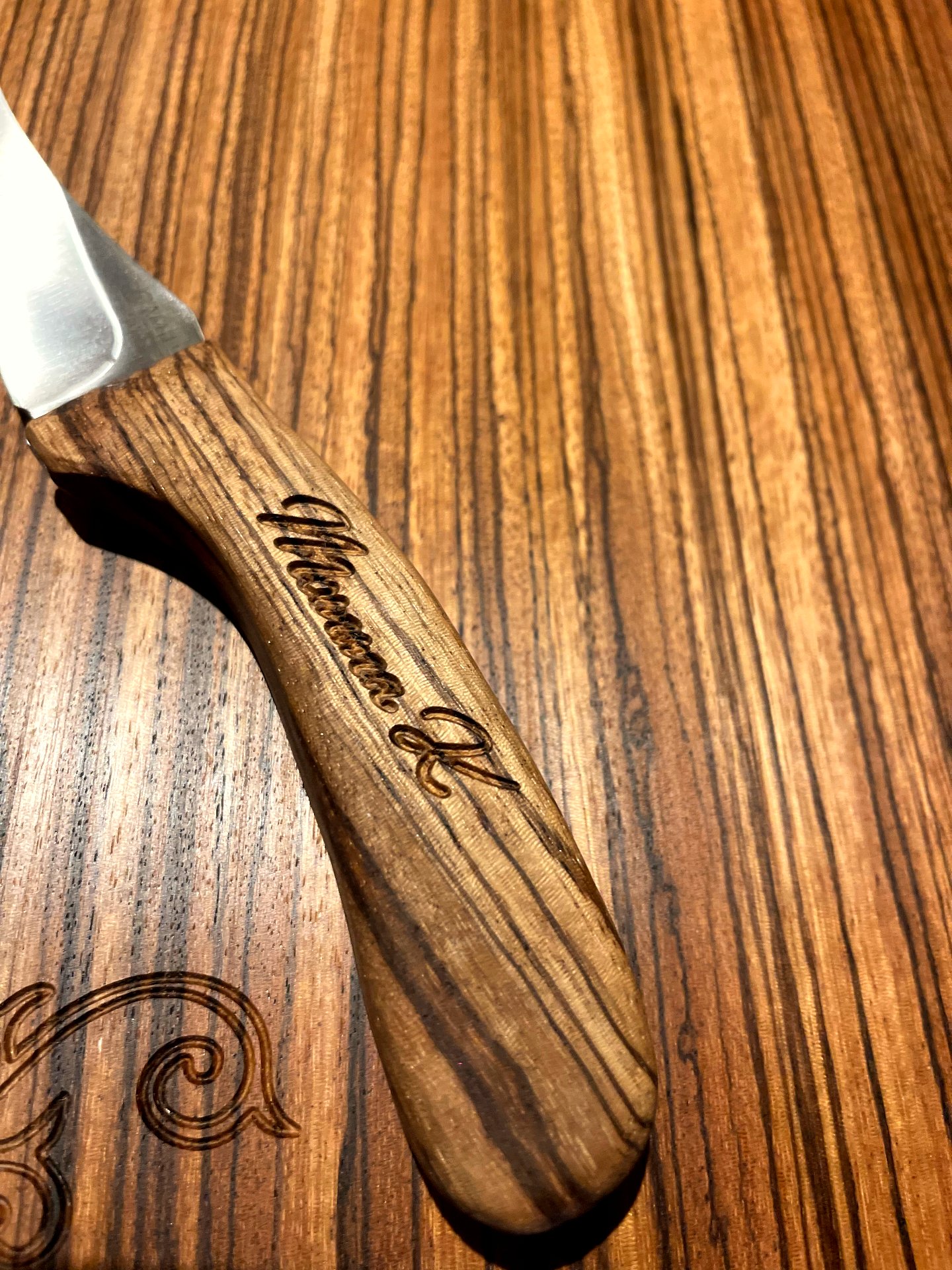 Custom Engraved Cutting Board & Knife