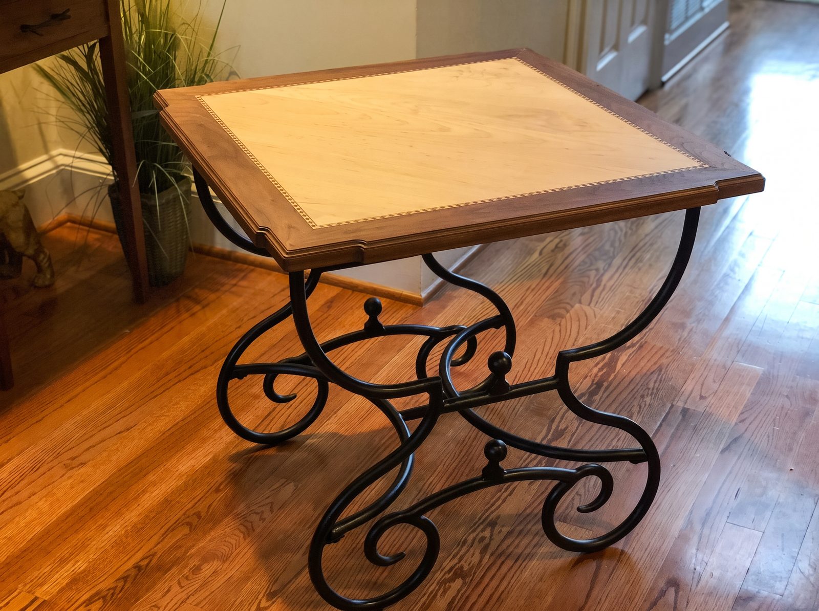 Custom Accent Table