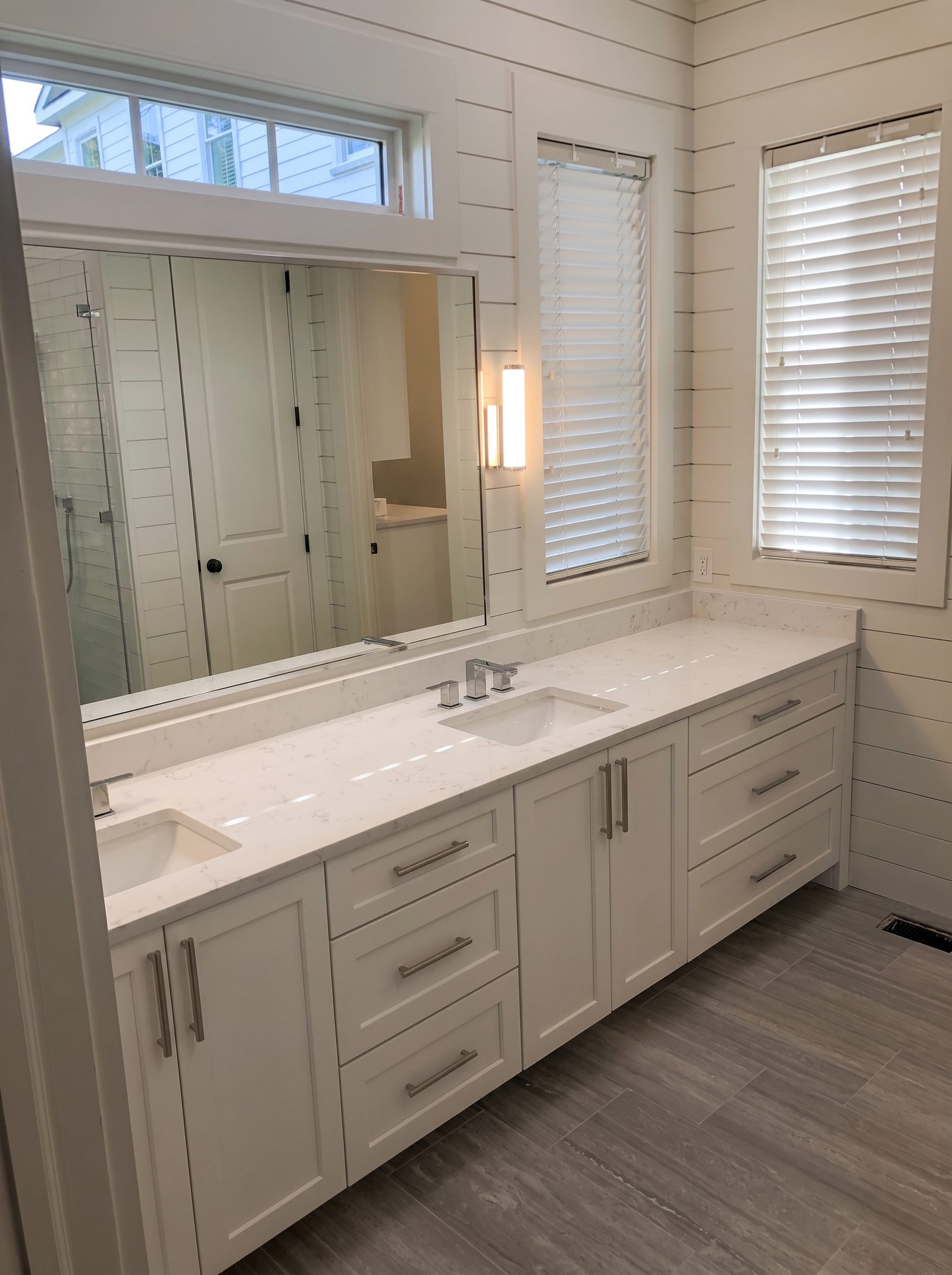 DDB Custom Pieces, Bath Remodel, Laundry Room
