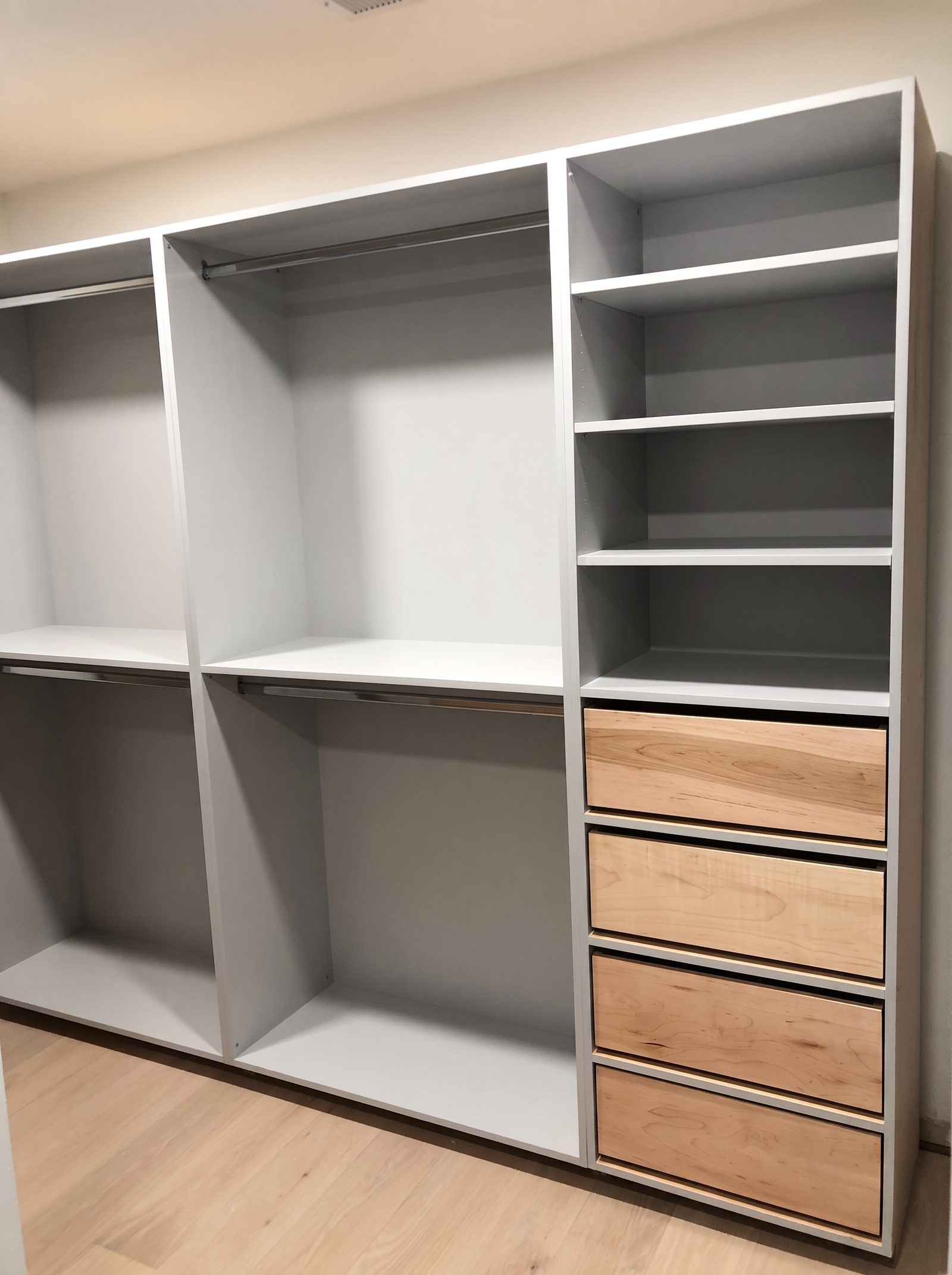 DDB Closet Cabinets